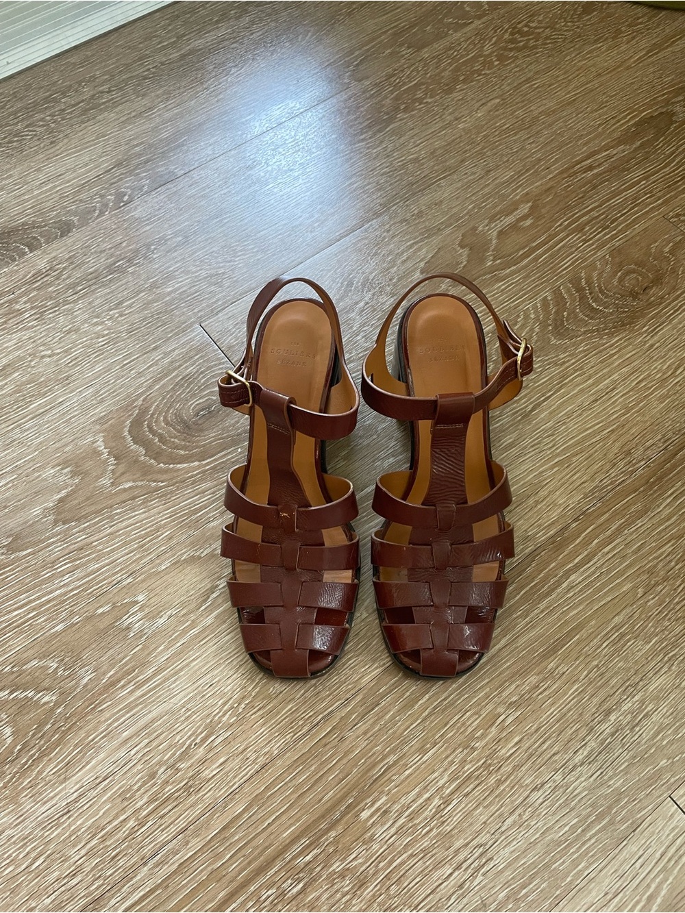Sézane Florie Sandals- Brown Leather T-Strap Block Heel Sandals - Picture 6 of 8
